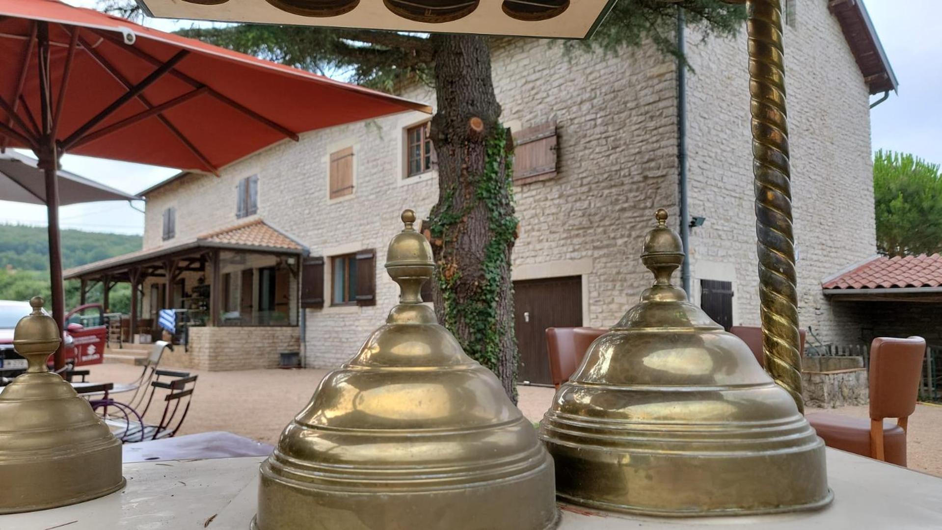 Domaine Bassy Hotel Saint-Gengoux-de-Scisse Exterior photo